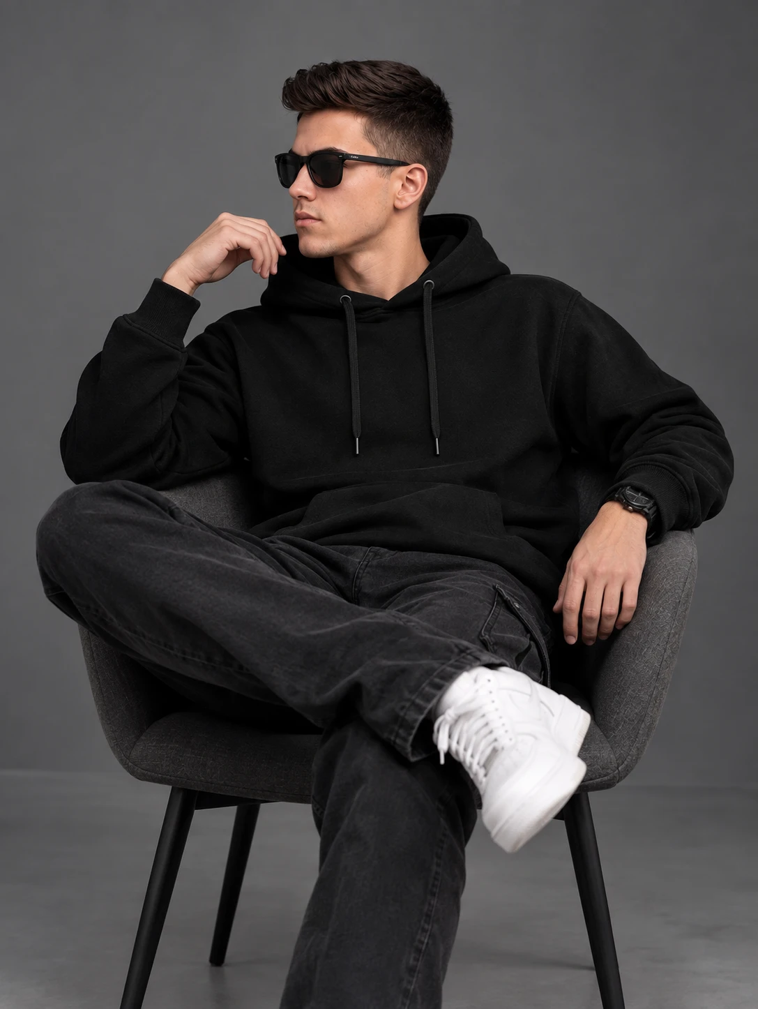 Men's Solid Cotton Blend Hooded Sweatshirt